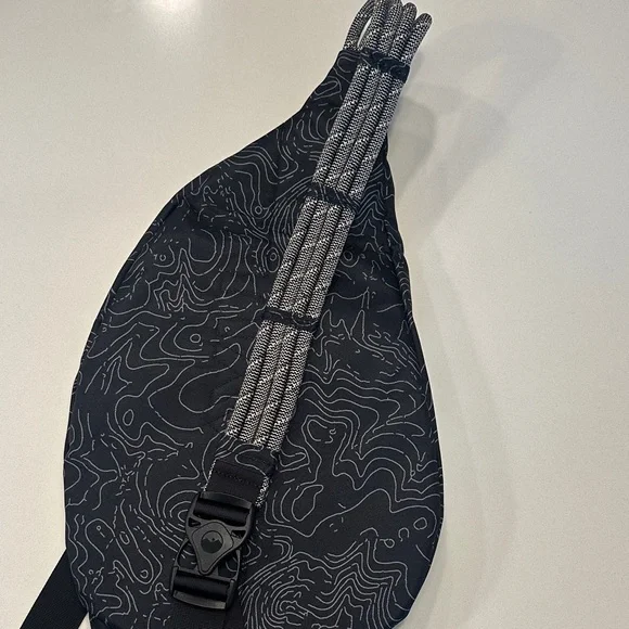 Kavu Black and Gray Backpack - Picture 5 of 5